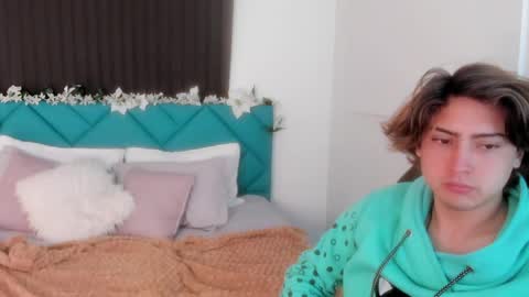 ivyblaze_dantekush online show from April 19, 11:42 am