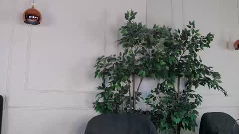 Snapshot of ivylustt chatting on June 24, 4:44 am IvyLustt online show from June 24, 4:44 am