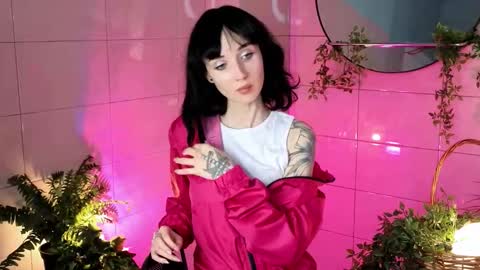 Snapshot of ivymotion chatting on November 6, 3:02 pm Ivy online show from November 6, 3:02 pm