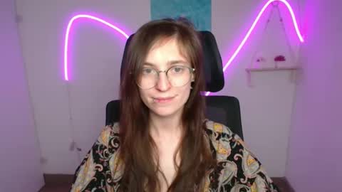 Snapshot of ivynoir_ chatting on May 9, 2:11 pm Ivy online show from May 9, 2:11 pm