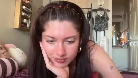 Ivy online show from February 16, 11:45 pm