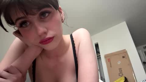 Snapshot of ivyrose67 chatting on March 31, 9:26 pm ivyrose67 online show from March 31, 9:26 pm