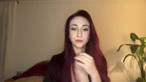 Ivy Rosie online show from February 24, 2:19 am