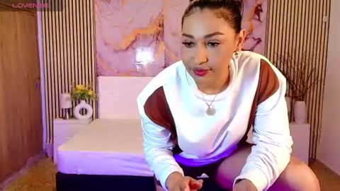 Snapshot of ivyshine7 chatting on July 13, 6:44 pm ivyshine7 online show from July 13, 6:44 pm