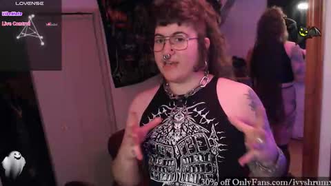 Ivy ShrumX online show from December 18, 2:39 am