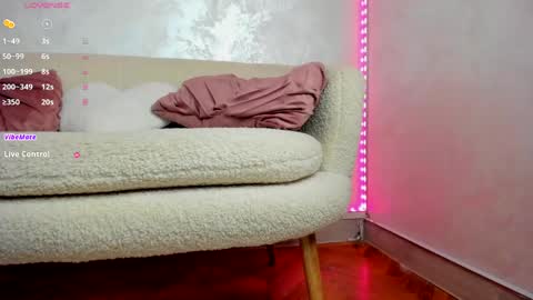 Snapshot of ivytease_ chatting on May 22, 5:14 am Ivt online show from May 22, 5:14 am
