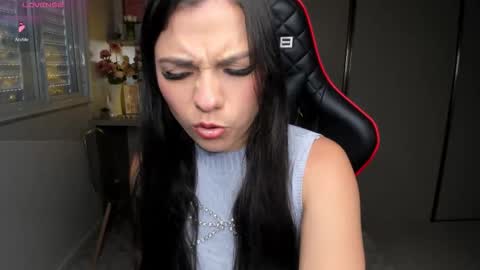 Ivvy online show from December 2, 1:39 pm