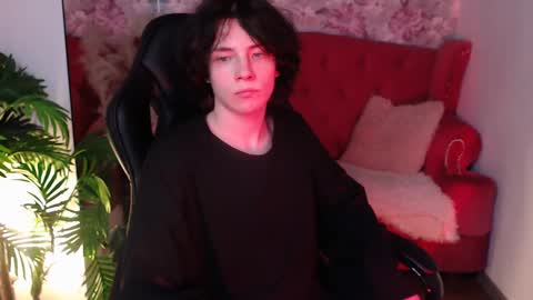 Maxim online show from March 4, 1:01 am