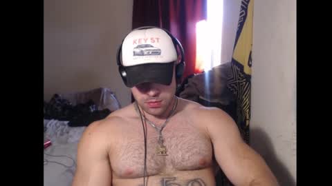 Snapshot of izak144 chatting on December 4, 11:02 pm izak144 online show from December 4, 11:02 pm