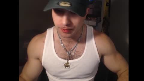 Snapshot of izak144 chatting on February 13, 1:29 am izak144 online show from February 13, 1:29 am