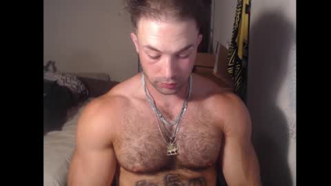 Snapshot of izak144 chatting on October 7, 3:14 am izak144 online show from October 7, 3:14 am