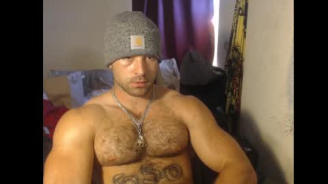 izak144 online show from April 6, 10:11 pm