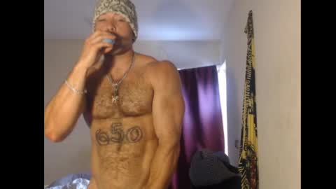 izak144 online show from April 14, 7:31 pm