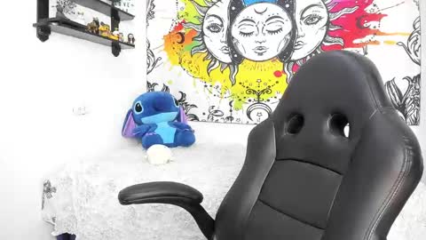 Snapshot of izan_jensen chatting on September 20, 11:06 pm Izan online show from September 20, 11:06 pm