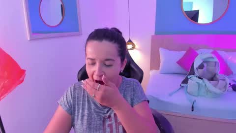 Iza online show from September 10, 2:33 am