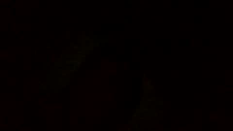 Snapshot of izealvaro chatting on October 14, 7:31 am izealvaro online show from October 14, 7:31 am