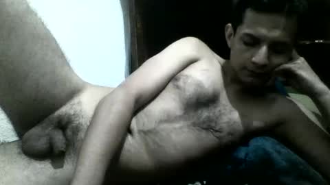 Snapshot of izmaelr chatting on April 11, 7:45 am Jonathan online show from April 11, 7:45 am