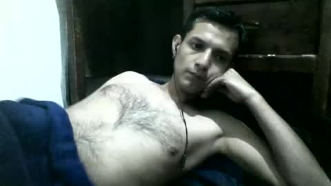 Snapshot of izmaelr chatting on April 12, 7:57 am Jonathan online show from April 12, 7:57 am