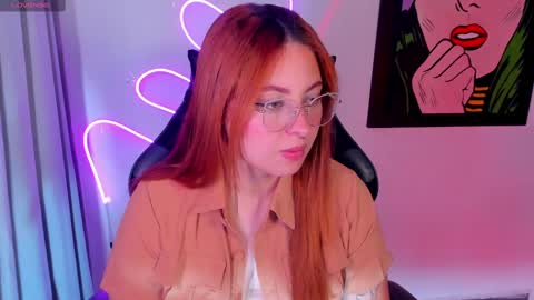 hot izys online show from February 16, 3:59 pm