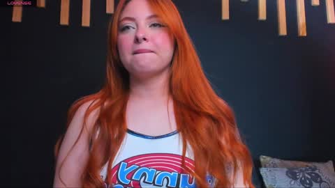 Snapshot of izyzys_baker chatting on May 17, 7:06 am hot izys online show from May 17, 7:06 am