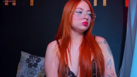 Snapshot of izyzys_baker chatting on June 22, 5:37 am hot izys online show from June 22, 5:37 am