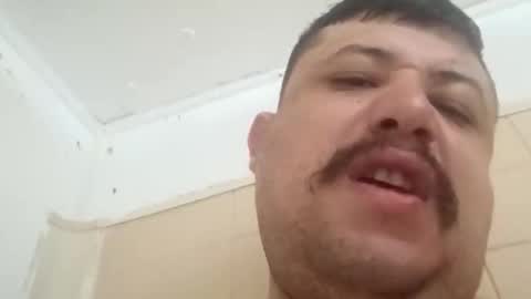 Snapshot of izzy23gar chatting on October 31, 12:28 pm izzy23gar online show from October 31, 12:28 pm