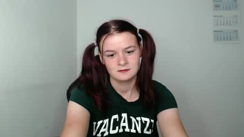 Snapshot of izzyflame18 chatting on September 15, 11:10 am Shygirl online show from September 15, 11:10 am