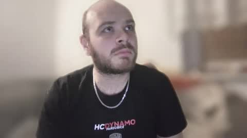 Snapshot of j4ku8 chatting on December 22, 6:16 pm j4ku8 online show from December 22, 6:16 pm