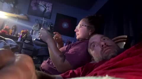 JayandJ713 online show from September 17, 3:30 am