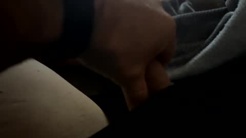 Snapshot of j789123 chatting on December 11, 2:19 am j789123 online show from December 11, 2:19 am