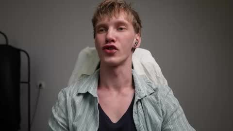 Danny online show from March 2, 1:30 am