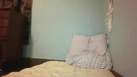 j_lion85 online show from November 28, 7:00 am