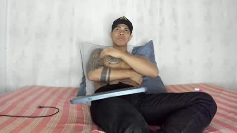 i am juan musiry independent model  online show from January 8, 8:27 am