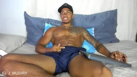 Snapshot of j_musiry chatting on June 30, 9:38 pm i am juan musiry independent model online show from June 30, 9:38 pm