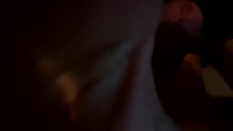 j_reyes24 online show from December 31, 1:41 pm