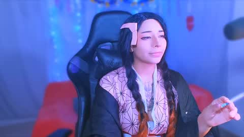 Snapshot of jaadee18 chatting on January 8, 3:19 am jade 18 online show from January 8, 3:19 am