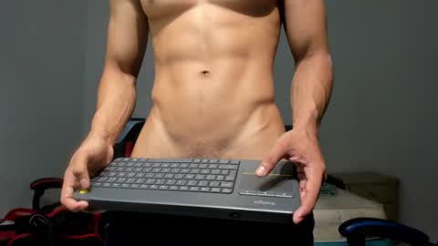 Snapshot of jace_parker chatting on June 24, 10:31 pm jace_parker online show from June 24, 10:31 pm