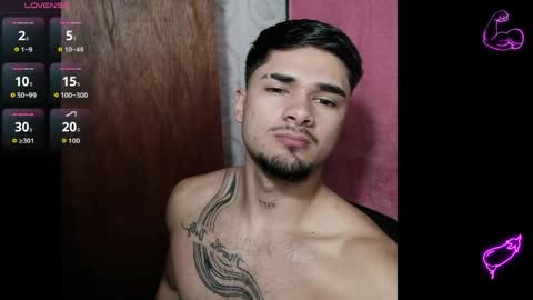 Snapshot of jack_hills2 chatting on May 22, 12:00 pm online show from May 22, 12:00 pm