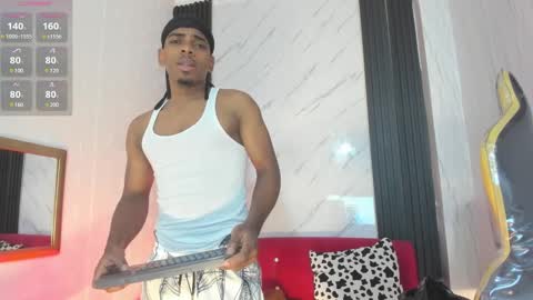 Snapshot of jack_muscles69_ chatting on January 23, 11:48 am Jack online show from January 23, 11:48 am