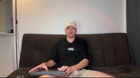 INDEPENDENT MODEL online show from January 12, 11:48 am