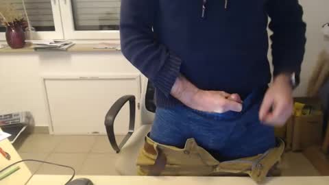 jackbauer9999 online show from December 2, 3:47 pm