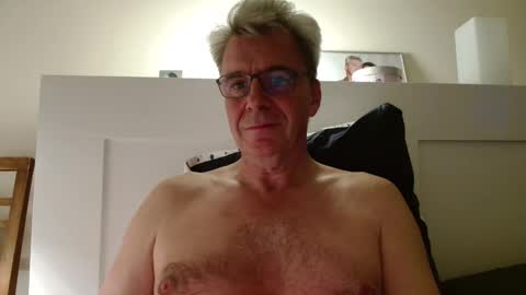 Snapshot of jackblack650 chatting on October 6, 10:51 pm jackblack650 online show from October 6, 10:51 pm