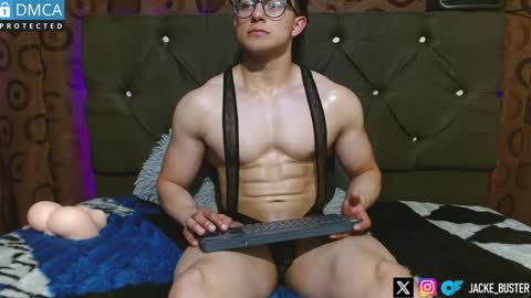 Jacke online show from February 8, 12:38 am