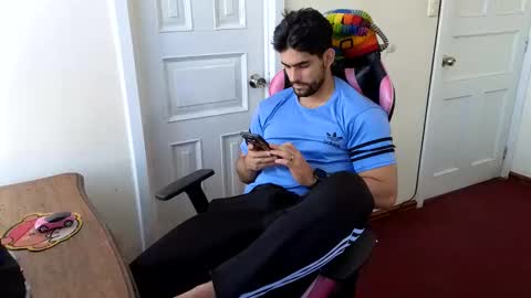 Snapshot of jackecuador chatting on December 3, 7:23 pm Jack online show from December 3, 7:23 pm