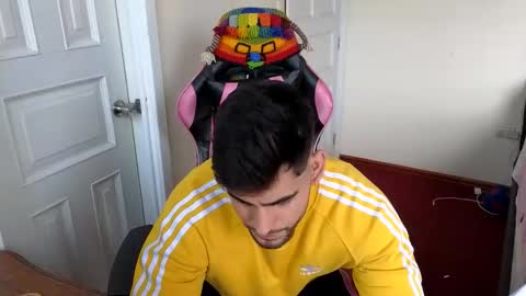 Snapshot of jackecuador chatting on December 20, 9:22 pm Jack online show from December 20, 9:22 pm