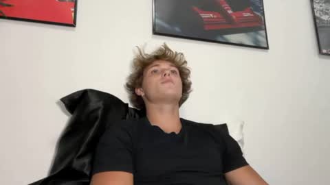 Snapshot of jackedvander chatting on July 8, 2:38 am jackkkkk online show from July 8, 2:38 am