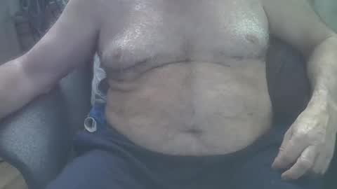 Snapshot of jacket56 chatting on February 8, 10:24 pm jacket56 online show from February 8, 10:24 pm