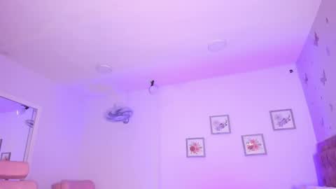 Jackk Russell  online show from April 18, 3:43 am