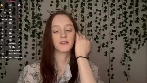 Snapshot of jackkading chatting on February 26, 12:15 pm Lisa online show from February 26, 12:15 pm