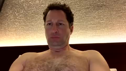 Snapshot of jackklugman chatting on January 7, 7:10 am JKs Room online show from January 7, 7:10 am